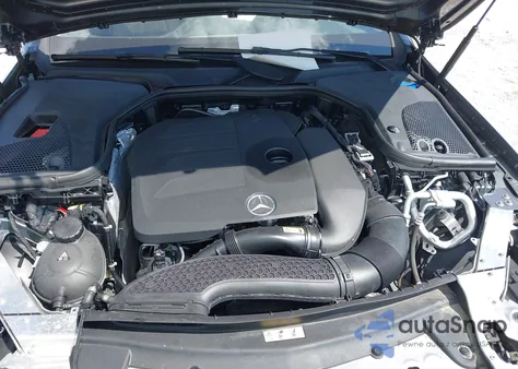 2020 Mercedes-Benz E 350 4Matic z USA, uszkodzony, nr VIN WDDZF8EB2LA713534